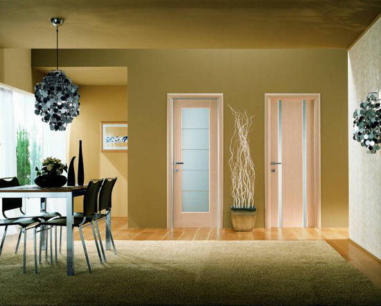 Светлые межкомнатные двери в интерьере квартиры. Правила подбора и сочетания
