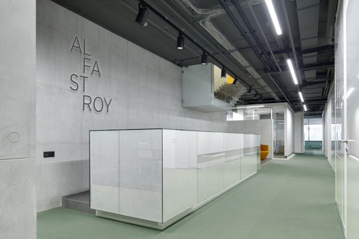 Интерьер кабинетов в офисе от студии VOX Architects