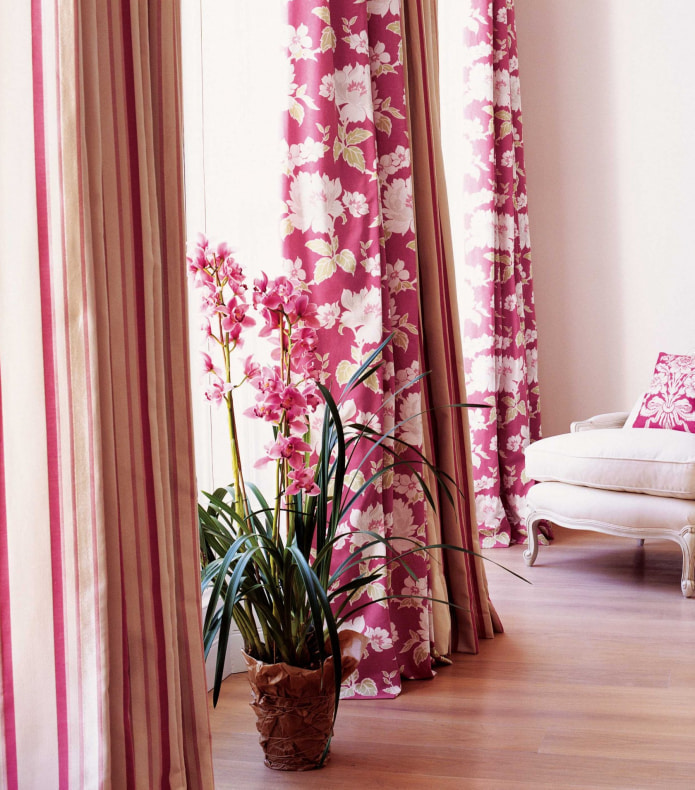 шторы с цветочным узором